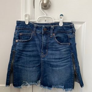 American Eagle Jean Skirt With Zippers On Sides